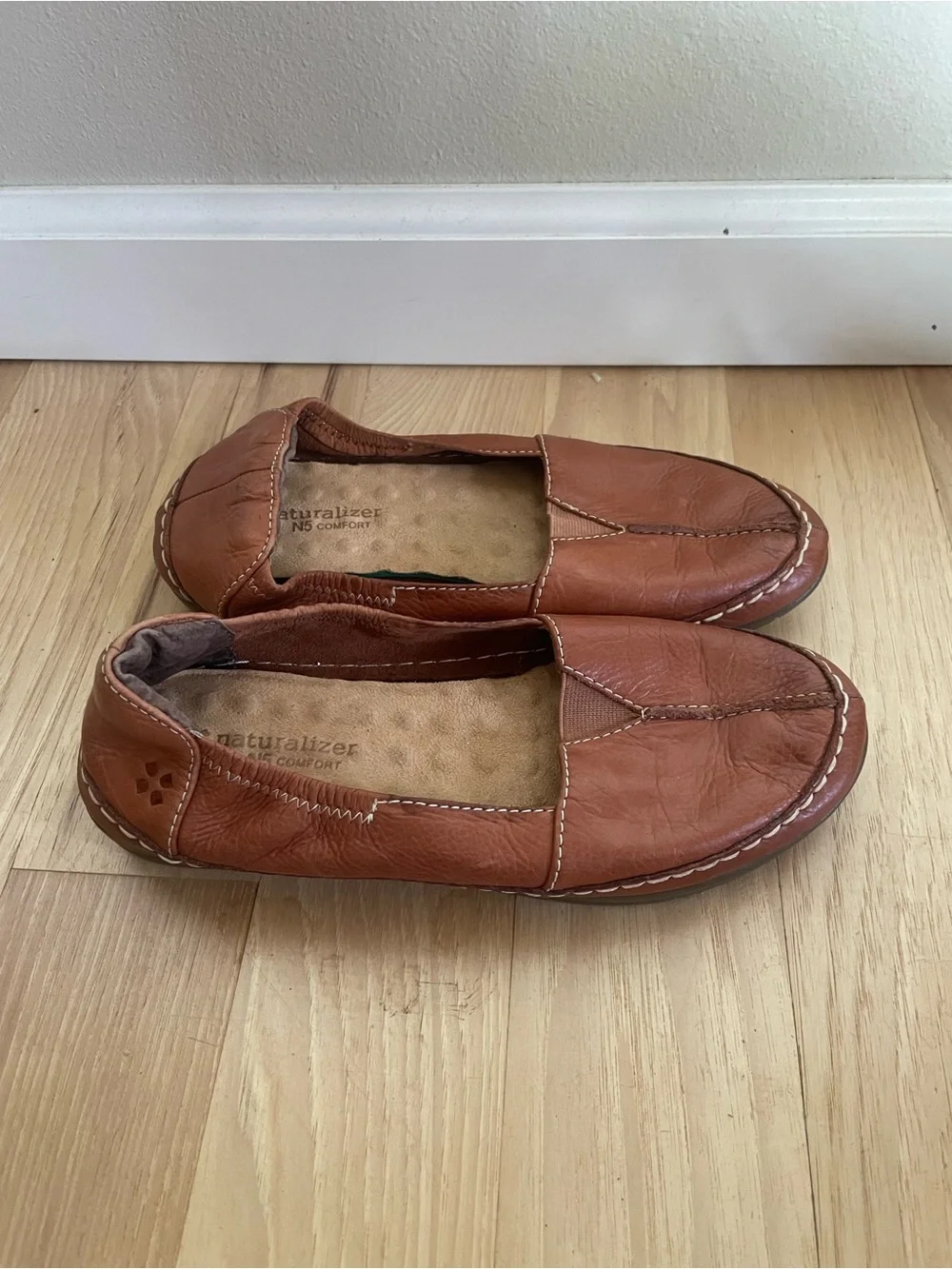 Naturalizer Leather Slip-On Loafers Size 7.5